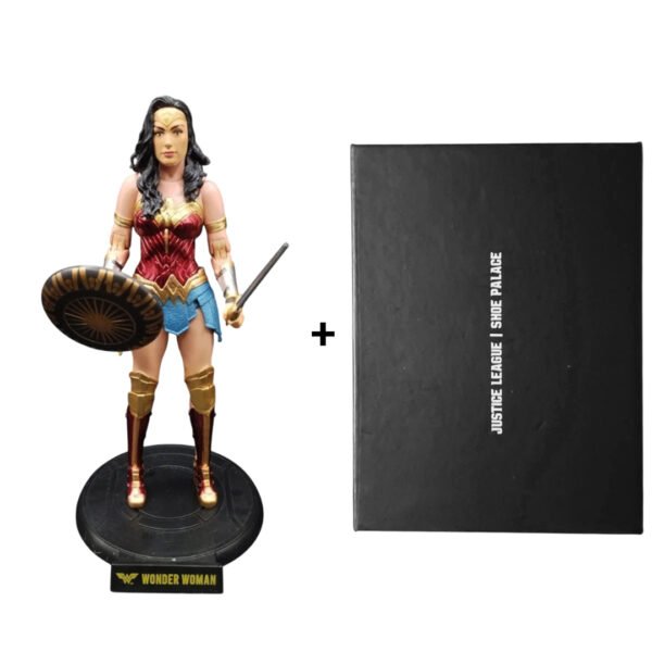 Pack de Pines Liga de la Justicia y Figura de Wonder Woman Articulable  - DC Comics